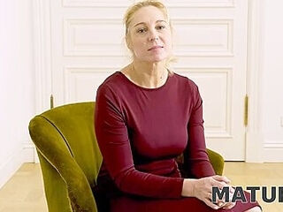 Amateur Clip - Mature 4k - Cover Girl