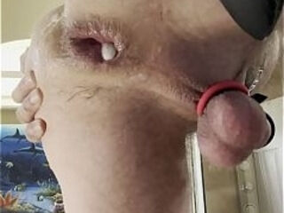 Warming up my whore ass for a good fisting session