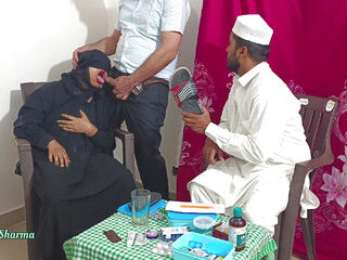 Muslim women fucked by the doctor in front of her husband because she could not get pregnant (Threesome Sex)