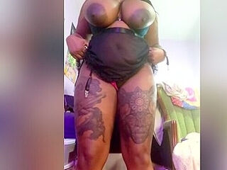 Big Areola Darkskin Ebony Hoe