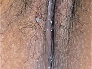 Panties on or off - Close up latina milf creampie