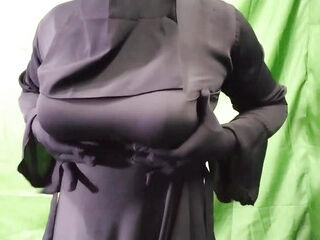 Indian burqa wali talking dirty and masturbating