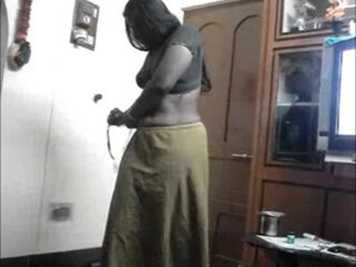 Going down on my wife till she cums