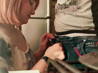 Yes, give it to me deeper in the mouth