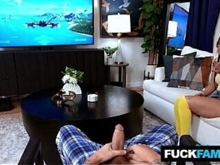 Gamer Girls Compromising Video Madison Wilde, Jayden Marcos